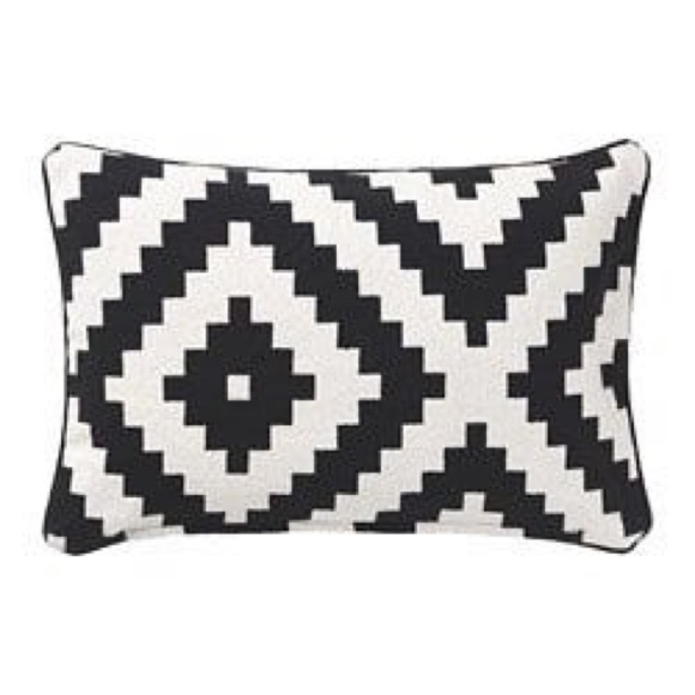 IKEA lappljung ruta lumbar pillow